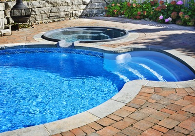 Four Things to Consider Before Purchasing a Pool